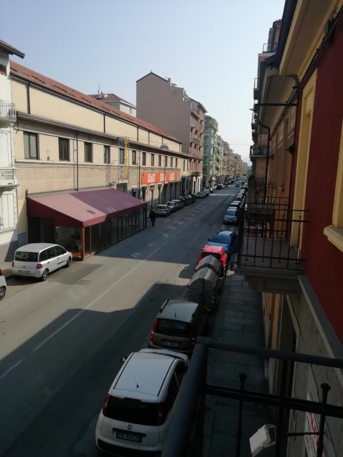 토리노 Casa Bumbunin, Vicino Al Centro E Al Politecnico 아파트 외부 사진